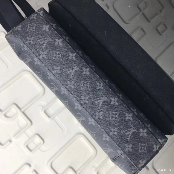 MESSENGER LOUIS MM ODYSSEY VUITTON 0802